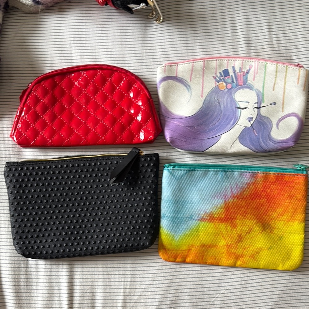 Set of 5 Cosmetic Bags